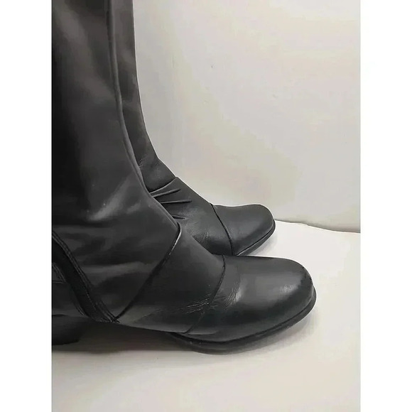 Clarks Bendables Black Leather Riding Boots Womens 8.5 Zipper Heel 38480 - Picture 4 of 16